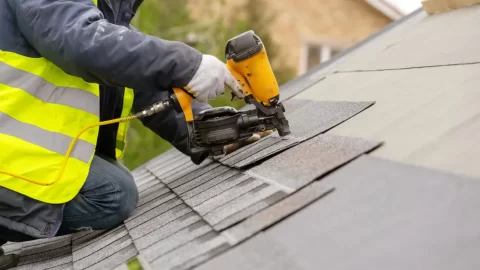 Hiring Roofing Contractors